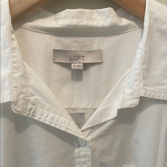 LOFT Tops - NWT LOFT White Button-Up Shirt